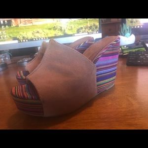 Very Volitile Wedge Sandals